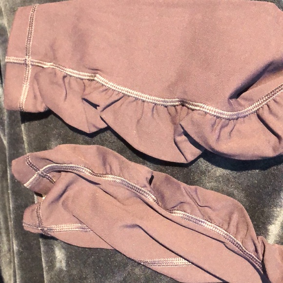 Lululemon leggings - Picture 3 of 4